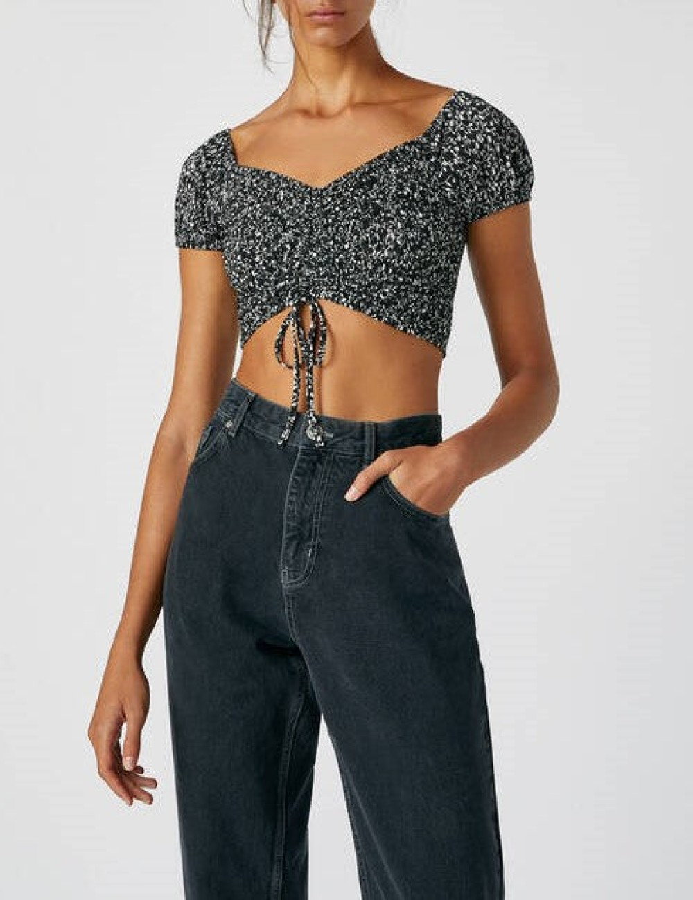 Top Crop cu Șnur și Imprimeu Floral "City Chic"